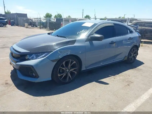 SHHFK7H40JU424204 2018 HONDA CIVIC - Image 2
