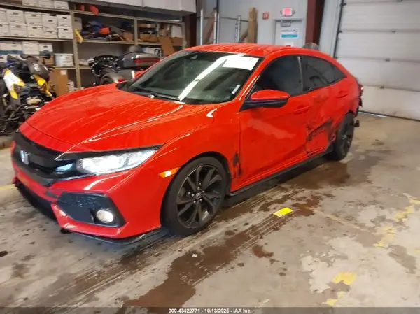 SHHFK7H40KU420557 2019 HONDA CIVIC - Image 2
