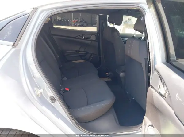 SHHFK7H41JU211388 2018 HONDA CIVIC - Image 8