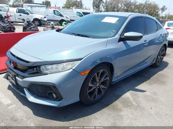 SHHFK7H41JU416628 2018 HONDA CIVIC - Image 2
