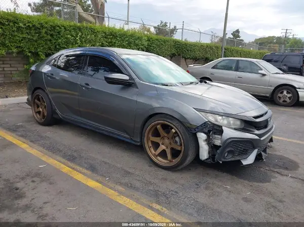 SHHFK7H42HU430368 2017 HONDA CIVIC - Image 1