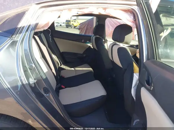 SHHFK7H42JU212792 2018 HONDA CIVIC - Image 8