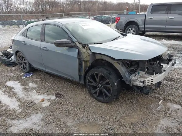 SHHFK7H42JU213523 2018 HONDA CIVIC - Image 1