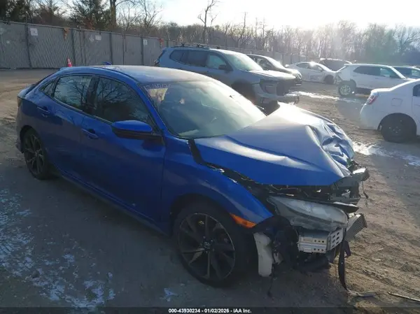 SHHFK7H42JU406268 2018 HONDA CIVIC - Image 1