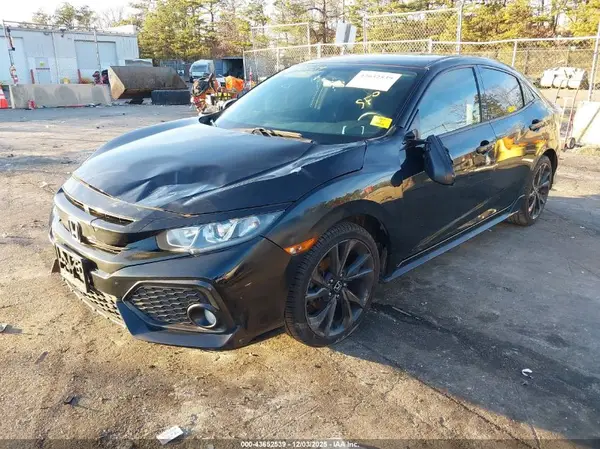 SHHFK7H42JU412751 2018 HONDA CIVIC - Image 2