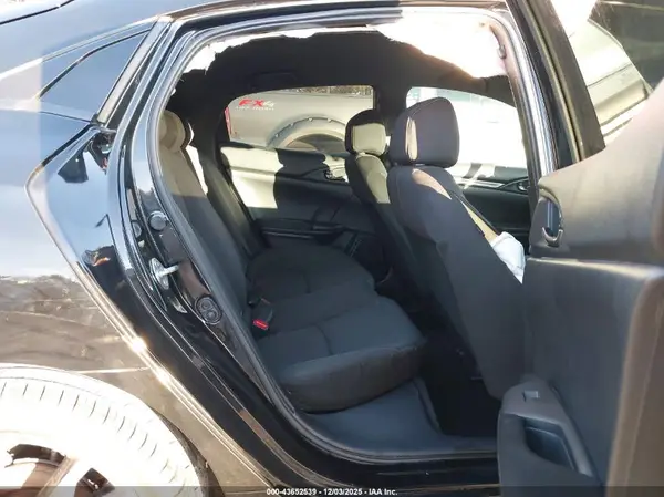 SHHFK7H42JU412751 2018 HONDA CIVIC - Image 8