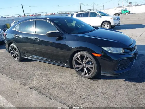SHHFK7H42JU427069 2018 HONDA CIVIC - Image 1