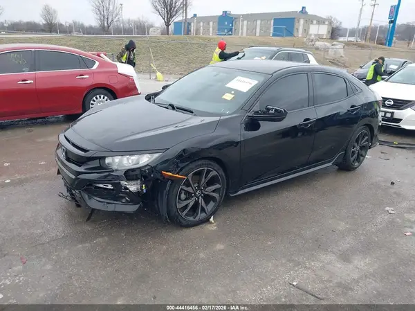 SHHFK7H43JU210372 2018 HONDA CIVIC - Image 2