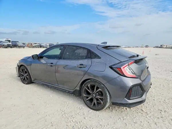 SHHFK7H43JU224658 2018 HONDA CIVIC - Image 2