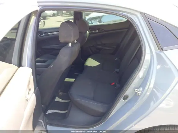 SHHFK7H43JU424729 2018 HONDA CIVIC - Image 8