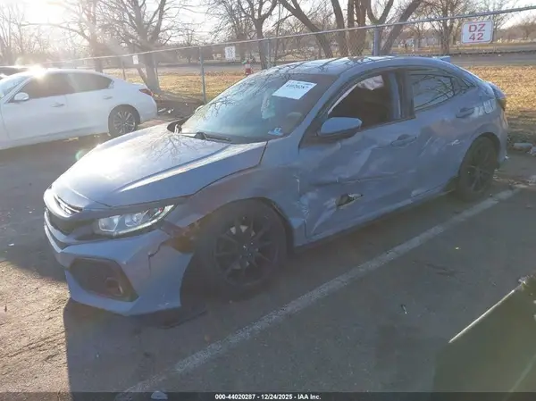 SHHFK7H44JU229660 2018 HONDA CIVIC - Image 2