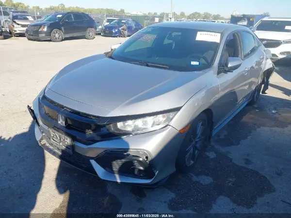 SHHFK7H44JU230288 2018 HONDA CIVIC - Image 2