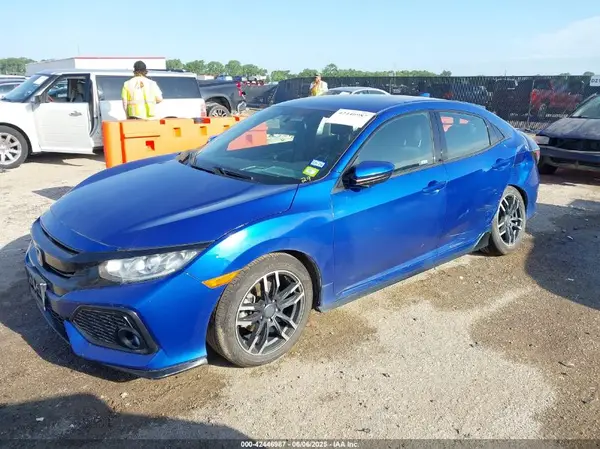 SHHFK7H44JU233952 2018 HONDA CIVIC - Image 2