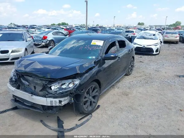 SHHFK7H44JU405896 2018 HONDA CIVIC - Image 2