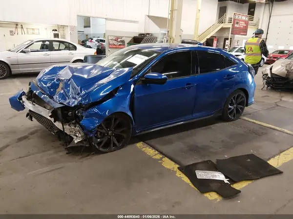 SHHFK7H44JU410578 2018 HONDA CIVIC - Image 2
