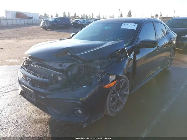 SHHFK7H44JU424724 2018 HONDA CIVIC - Image 2