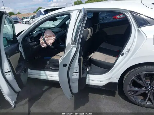 SHHFK7H44JU430832 2018 HONDA CIVIC - Image 8