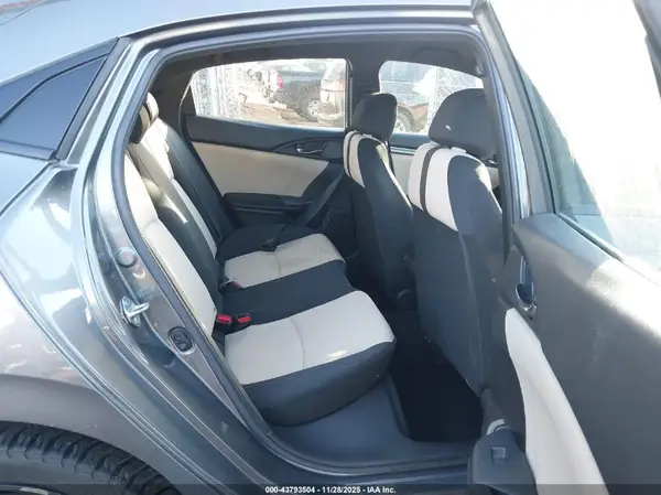 SHHFK7H45JU410041 2018 HONDA CIVIC - Image 8