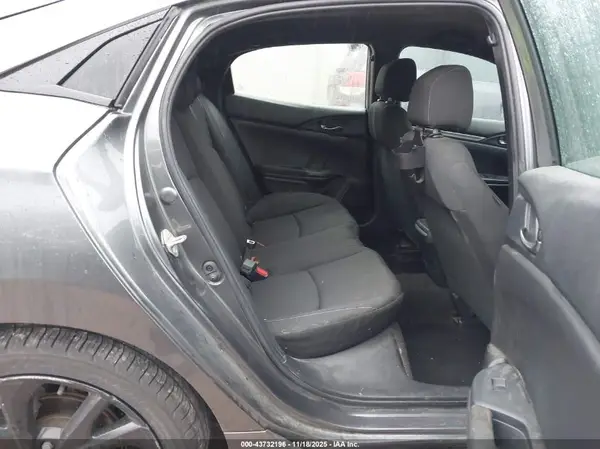 SHHFK7H45KU205272 2019 HONDA CIVIC - Image 8