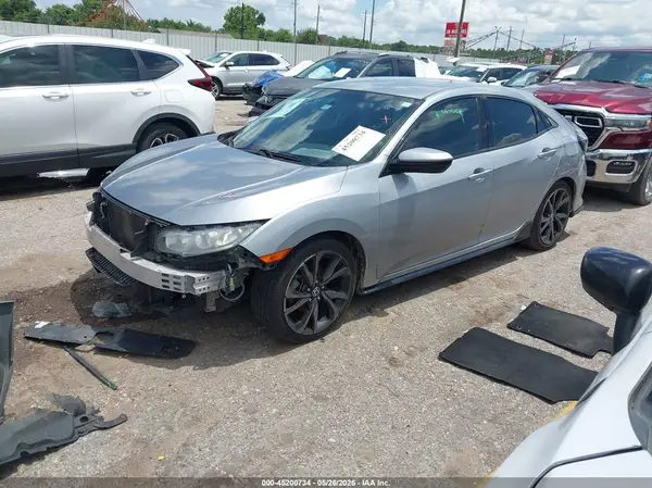 SHHFK7H46JU240952 2018 HONDA CIVIC - Image 2