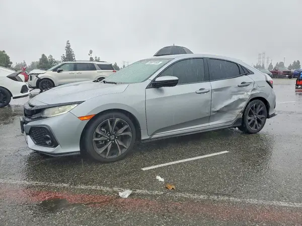 SHHFK7H46JU402885 2018 HONDA CIVIC - Image 1