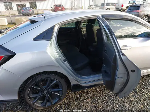 SHHFK7H46KU206687 2019 HONDA CIVIC - Image 8
