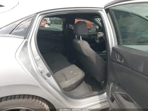 SHHFK7H46KU404735 2019 HONDA CIVIC - Image 8