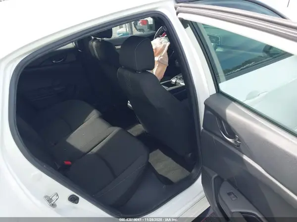SHHFK7H46KU415606 2019 HONDA CIVIC - Image 8