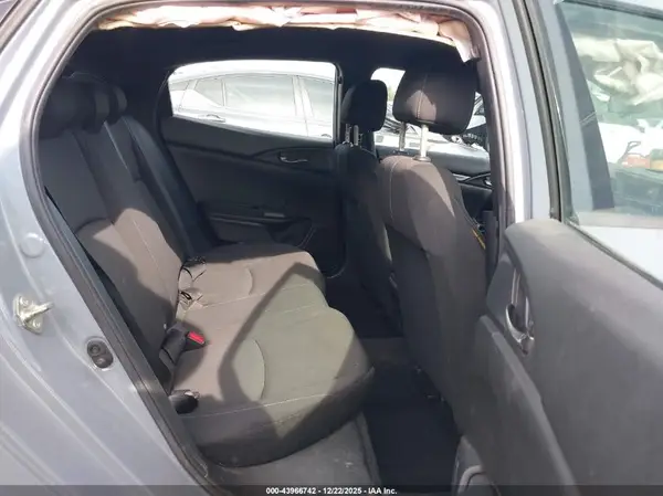 SHHFK7H47JU405004 2018 HONDA CIVIC - Image 8