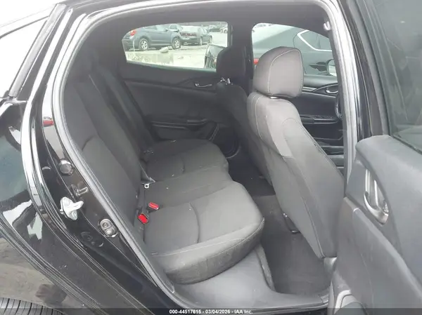 SHHFK7H47KU204768 2019 HONDA CIVIC - Image 8