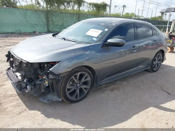 SHHFK7H47KU215558 2019 HONDA CIVIC - Image 2
