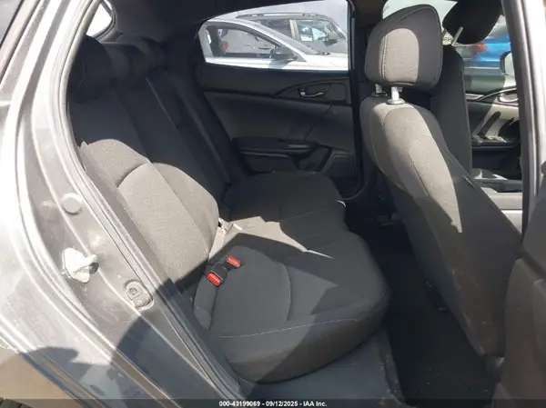 SHHFK7H47KU215558 2019 HONDA CIVIC - Image 8
