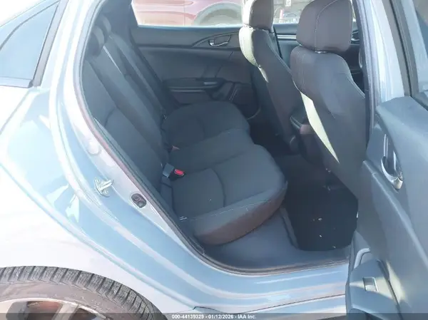 SHHFK7H47KU400662 2019 HONDA CIVIC - Image 8
