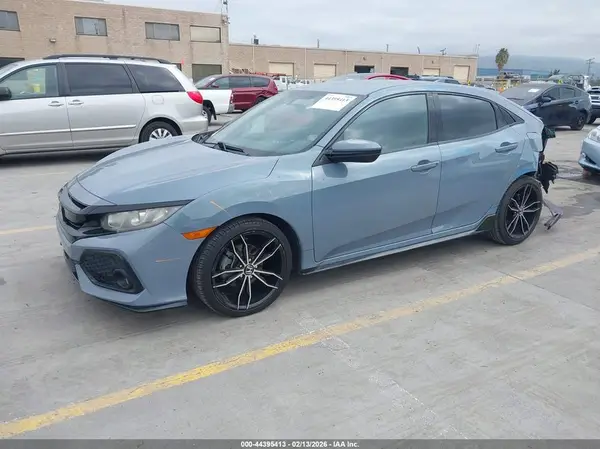 SHHFK7H48HU407239 2017 HONDA CIVIC - Image 2