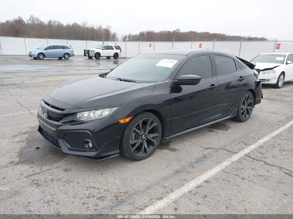 SHHFK7H48JU208763 2018 HONDA CIVIC - Image 2