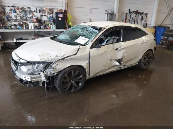 SHHFK7H48JU416920 2018 HONDA CIVIC - Image 2