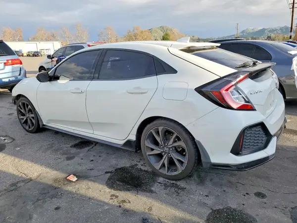 SHHFK7H48JU418893 2018 HONDA CIVIC - Image 2