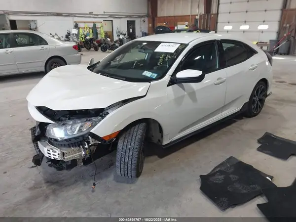 SHHFK7H48JU428761 2018 HONDA CIVIC - Image 2