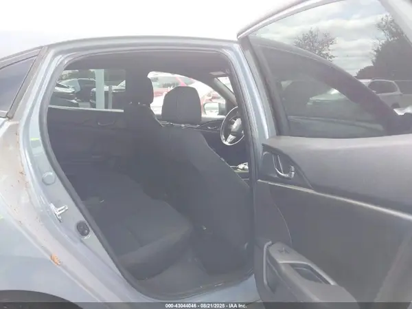 SHHFK7H49HU417598 2017 HONDA CIVIC - Image 8