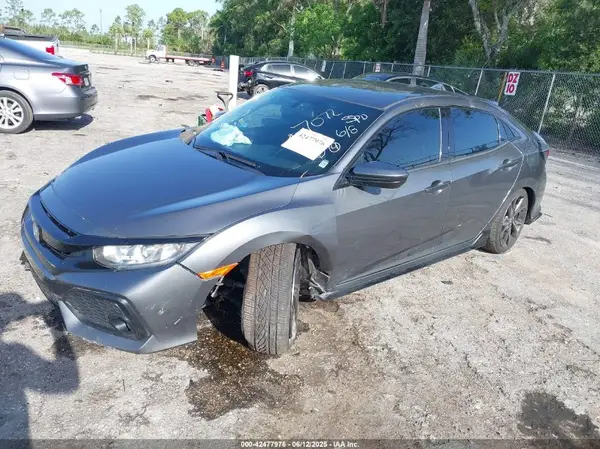 SHHFK7H49JU207072 2018 HONDA CIVIC - Image 2
