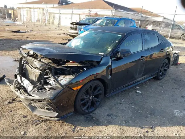 SHHFK7H49JU208769 2018 HONDA CIVIC - Image 2