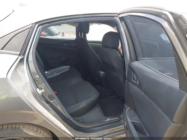 SHHFK7H49JU213955 2018 HONDA CIVIC - Image 8