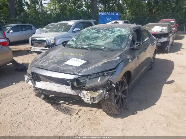 SHHFK7H49JU219903 2018 HONDA CIVIC - Image 2