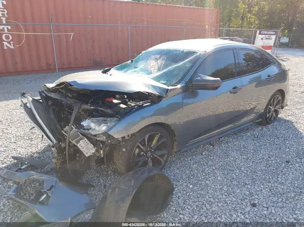 SHHFK7H49JU236927 2018 HONDA CIVIC - Image 2