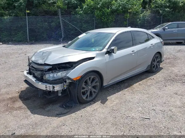 SHHFK7H49JU421821 2018 HONDA CIVIC - Image 2