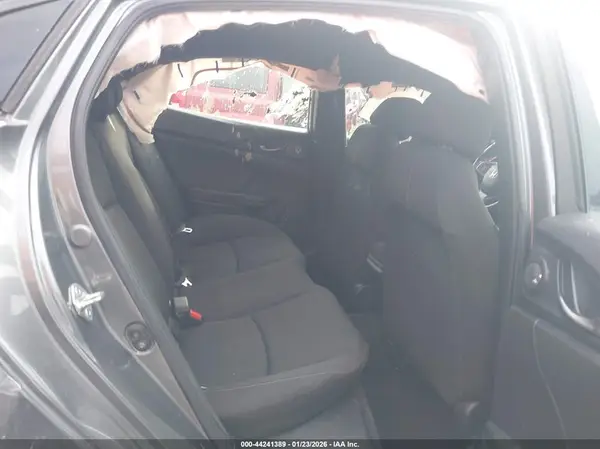 SHHFK7H4XJU202656 2018 HONDA CIVIC - Image 8