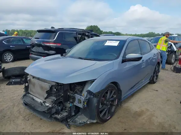 SHHFK7H4XJU229663 2018 HONDA CIVIC - Image 2