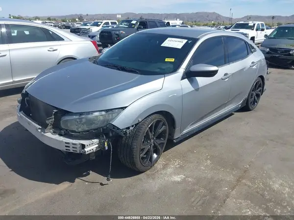 SHHFK7H4XJU400489 2018 HONDA CIVIC - Image 2