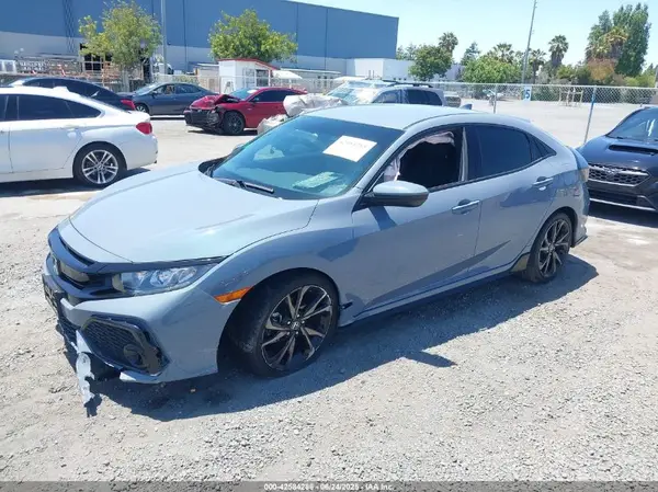 SHHFK7H4XJU423366 2018 HONDA CIVIC - Image 2
