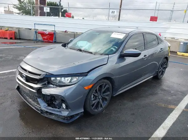 SHHFK7H4XJU432164 2018 HONDA CIVIC - Image 2